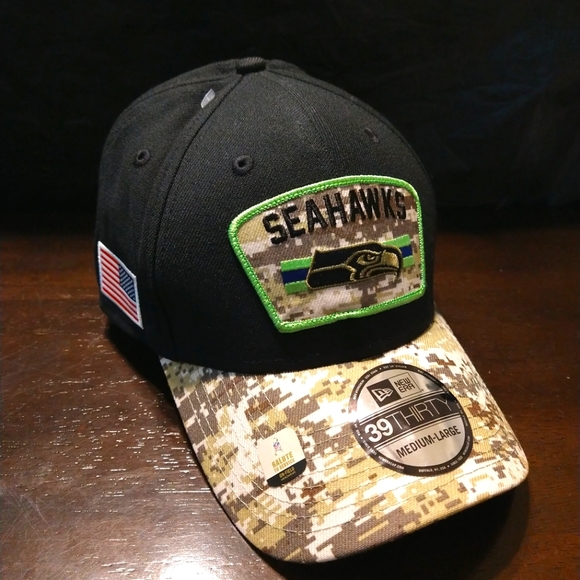 New Era Other - Medium / Large Seattle Seahawks New Era NFL 39THIRTY SALUTE SERVICE Flex Cap Hat